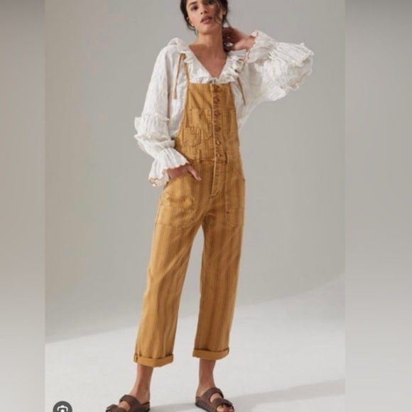 Anthropologie Pants - Anthropologie PILCRO PAINTERS DENIM OVERALLS jumpsuit tan stripe buttons size 25
